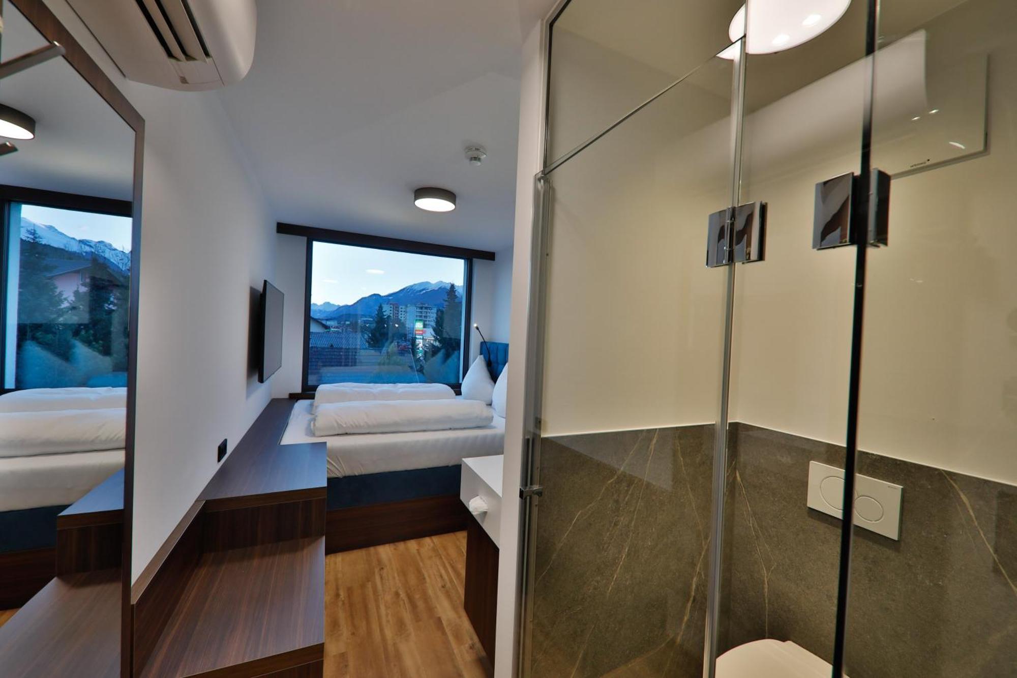 Hotel On The Way 24 - Sauna & Golfsimulator Inklusive Spittal an der Drau Pokoj fotografie